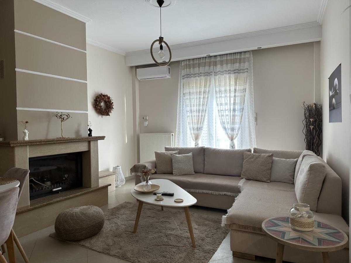 Arya Guesthouse Polýgyros 外观 照片
